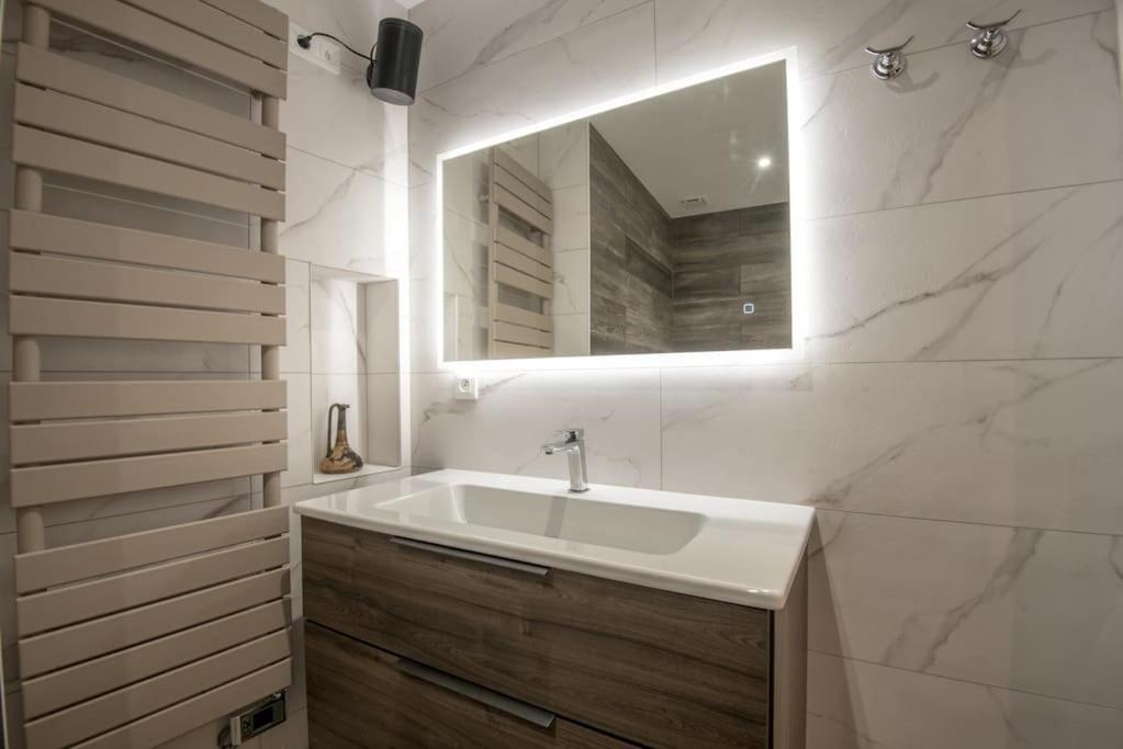 L'Escapade Apartment Angers Luaran gambar
